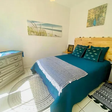 Peaceful Retreat At The Foot Of Black Mountain *