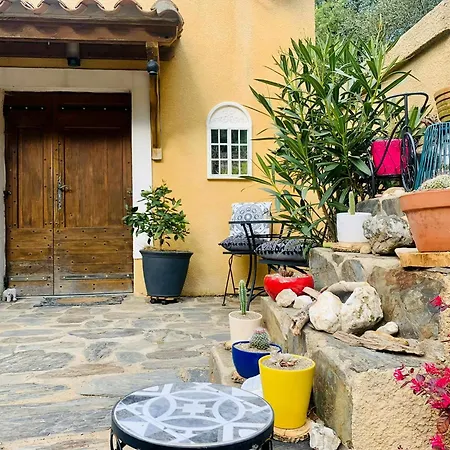 Peaceful Retreat At The Foot Of Black Mountain بيت للعطل Caunes-Minervois